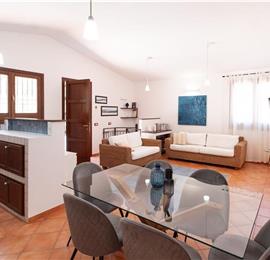 3 bedroom villa with pool and tennis court in Sicily, sleeps 6-8